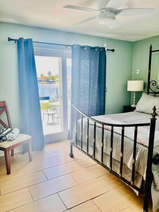 Cozy 2 Bedrooms Home By The Water Cape Coral Eksteriør bilde